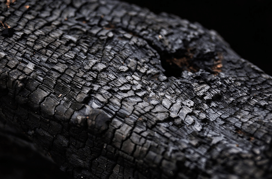 Burnt wood cladding in the Yakisugi (Shousugiban) Style